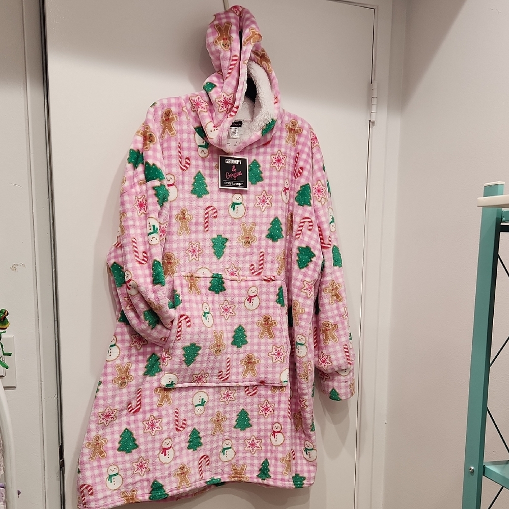 Cozy Pink Hooded Blanket Robe with Festive Print